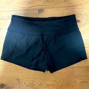 Lululemon Speed Up Lined Running Shorts - Size 6